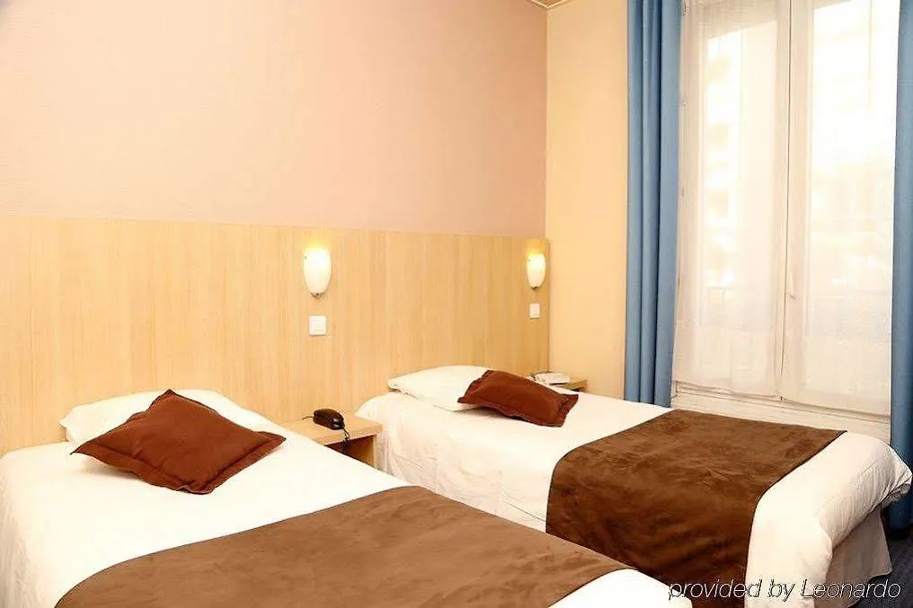Hotel Paris Villette מלון